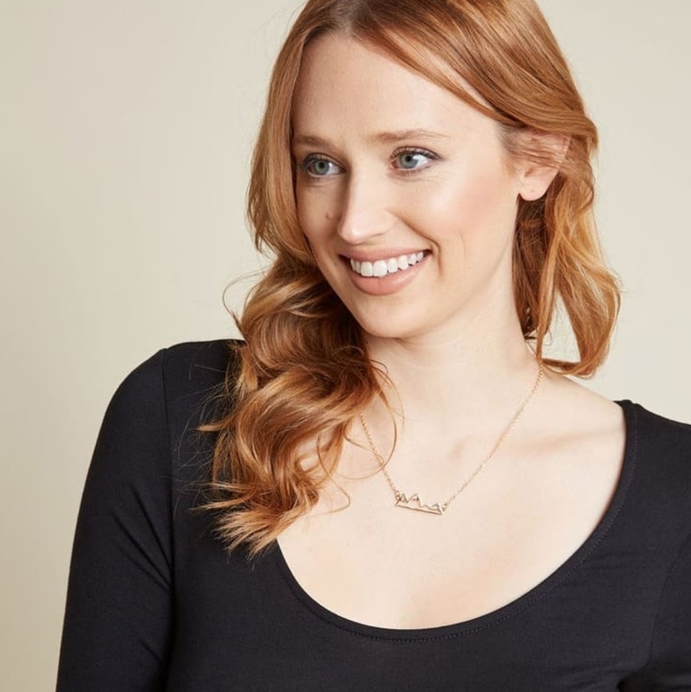 Modcloth Change of Scenery Necklace in Silver - Picture 2 of 5
